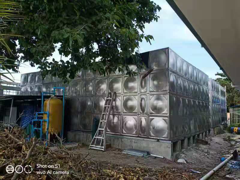 专业不锈钢水箱源头厂家 定制不锈钢水箱 厂家直销