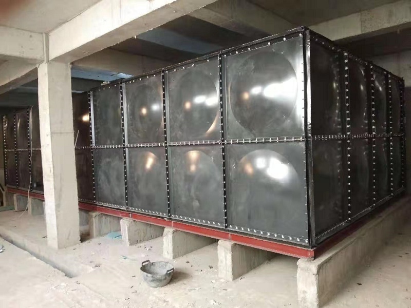 洱源源头厂家搪瓷水箱：内胆一次成型光滑不藏污，饮用水更干净放心
